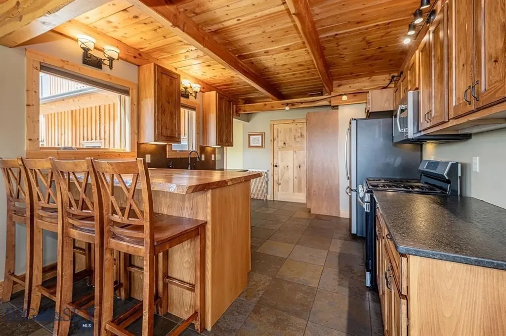 241 Aspen Loop West Yellowstone MT 59758
