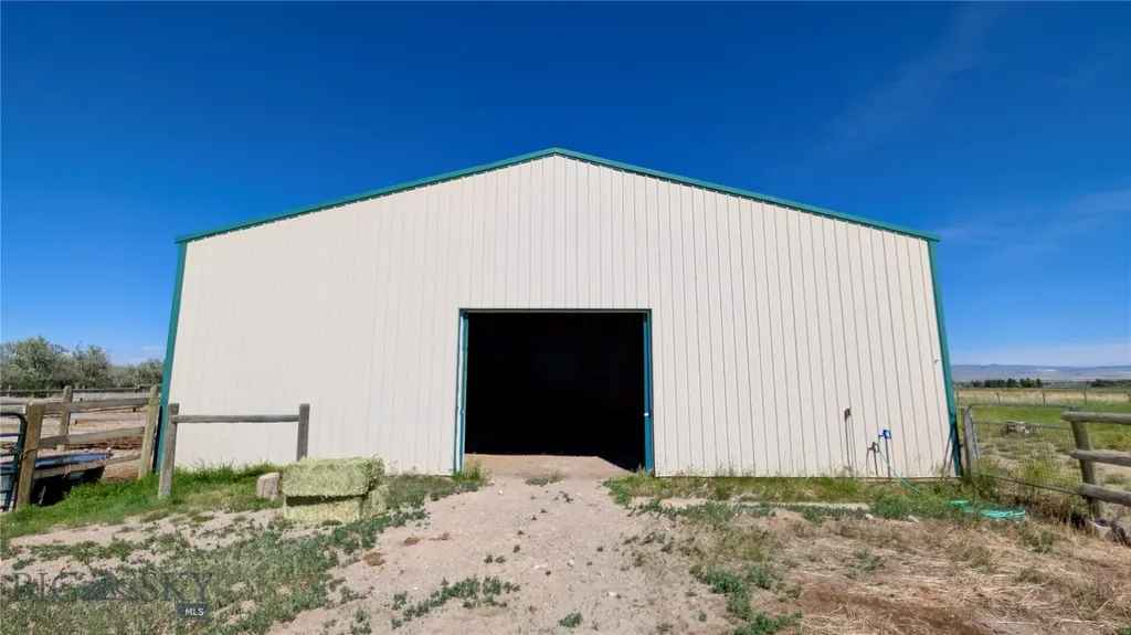 175 Sandy Lane Dillon MT 59725