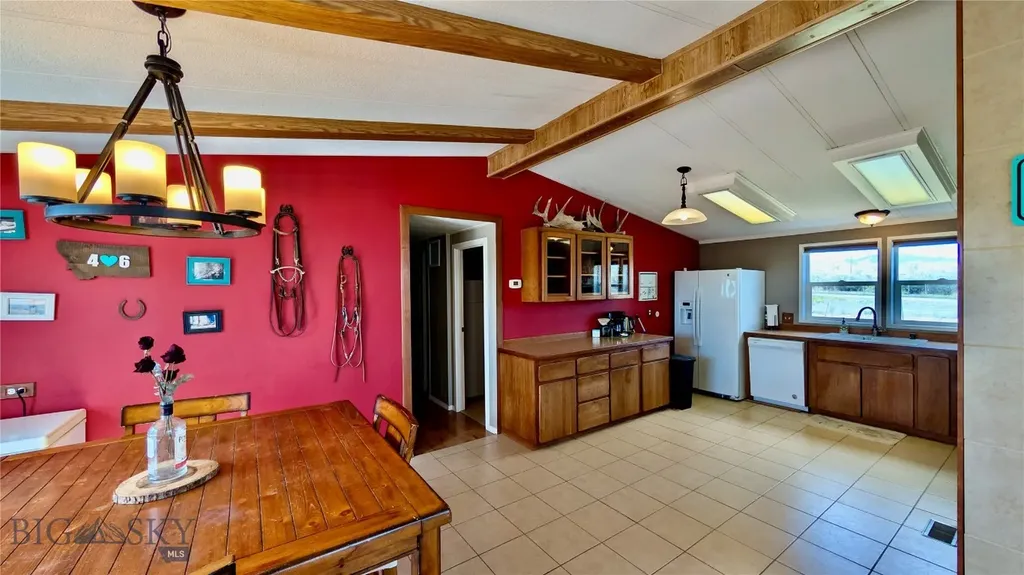 175 Sandy Lane Dillon MT 59725
