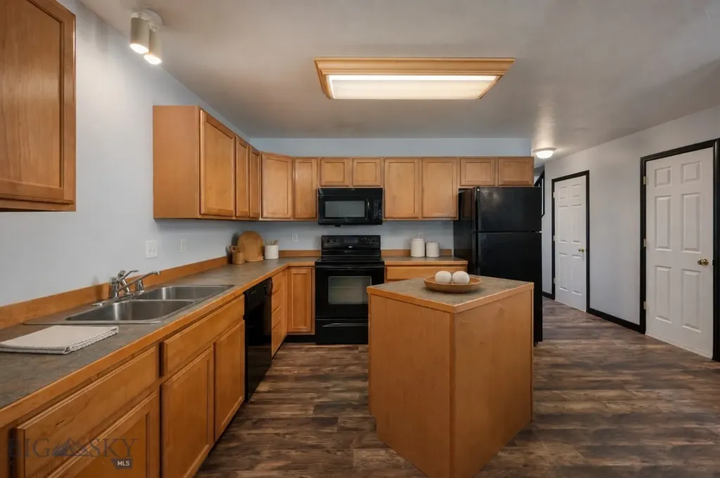 1113 W Park Avenue Belgrade MT 59714