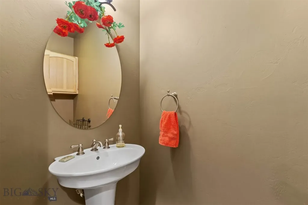 74 Laura Court Bozeman MT 59718
