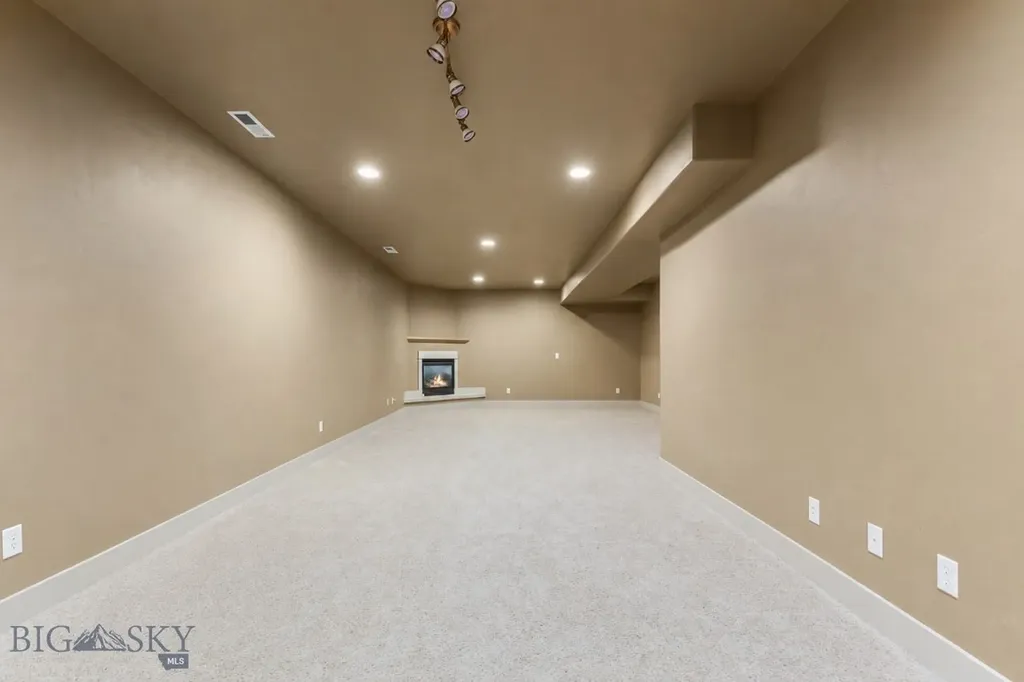 74 Laura Court Bozeman MT 59718