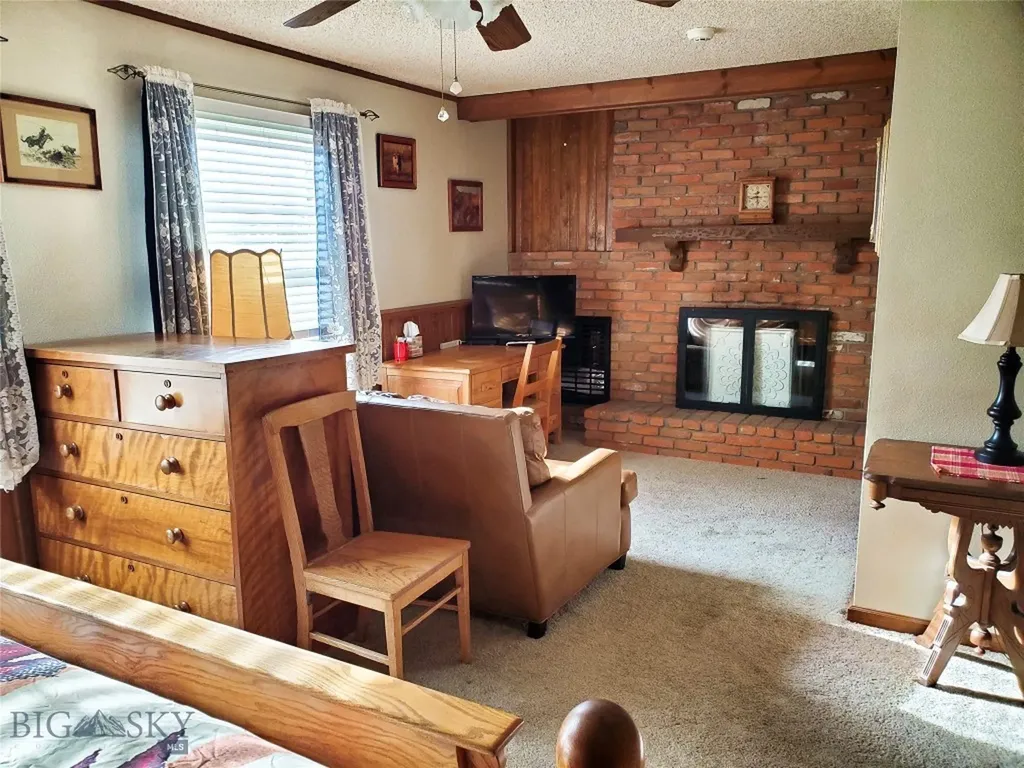 1650 Nahmis Avenue Huntley MT 59037