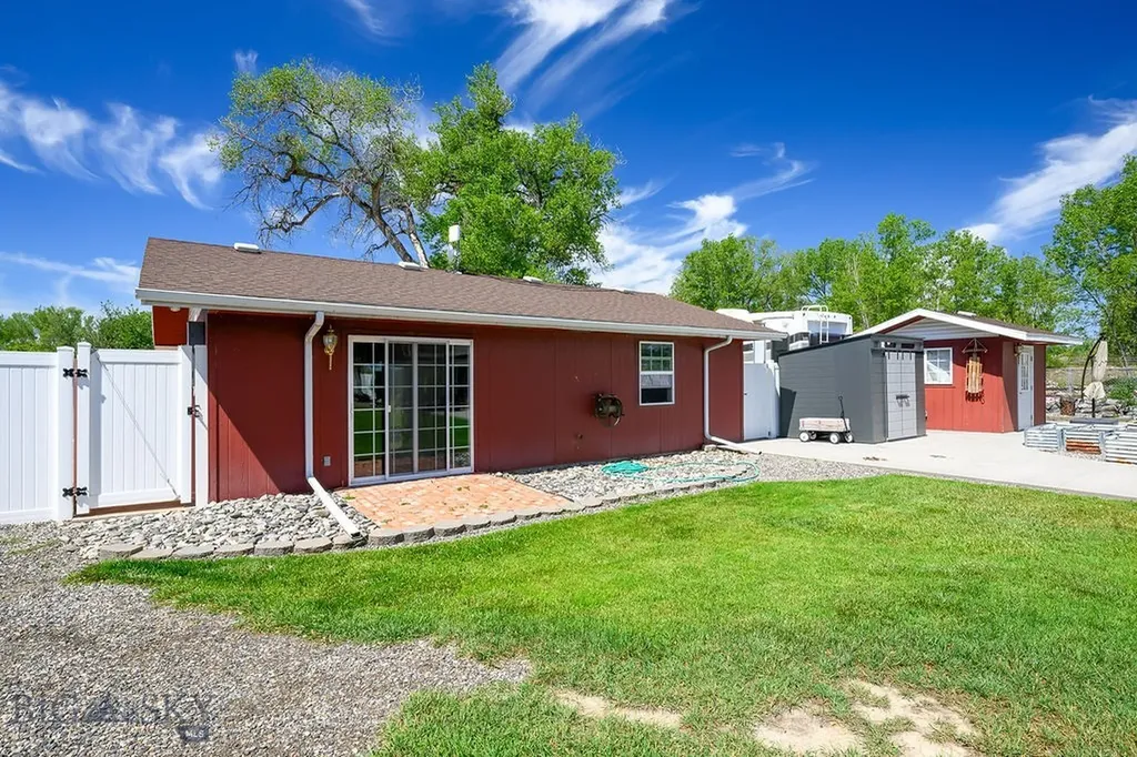 1650 Nahmis Avenue Huntley MT 59037