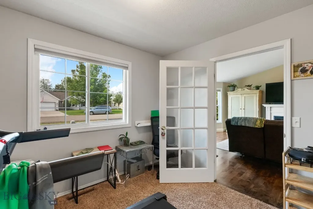 1011 Silverbow Belgrade MT 59714