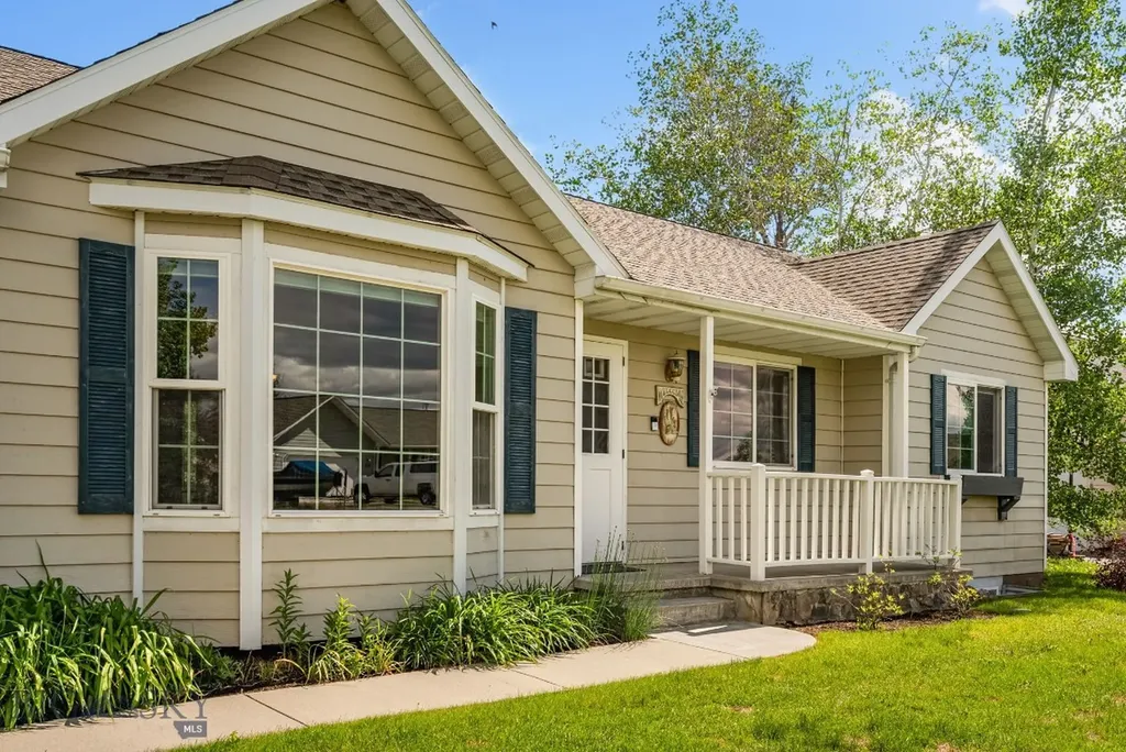 1011 Silverbow Belgrade MT 59714