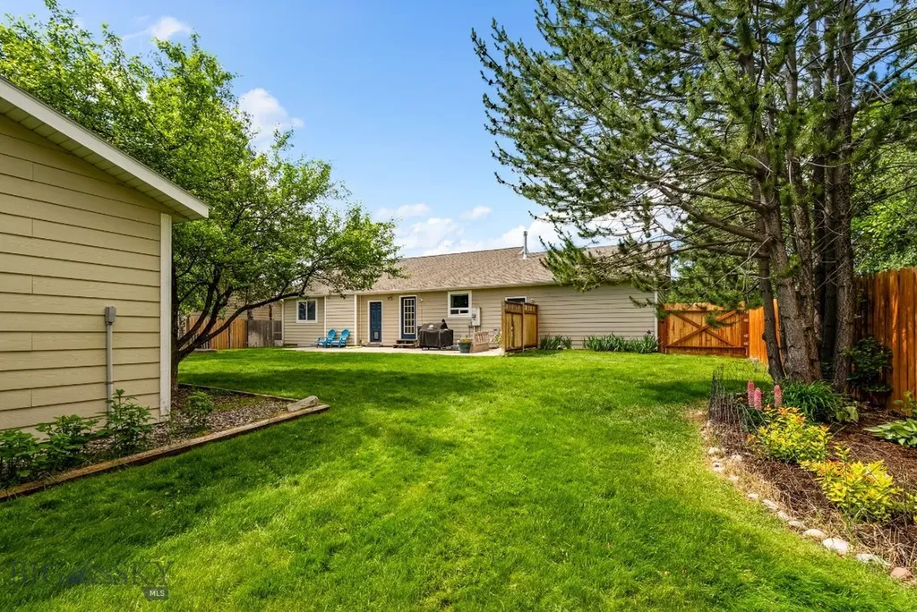1011 Silverbow Belgrade MT 59714