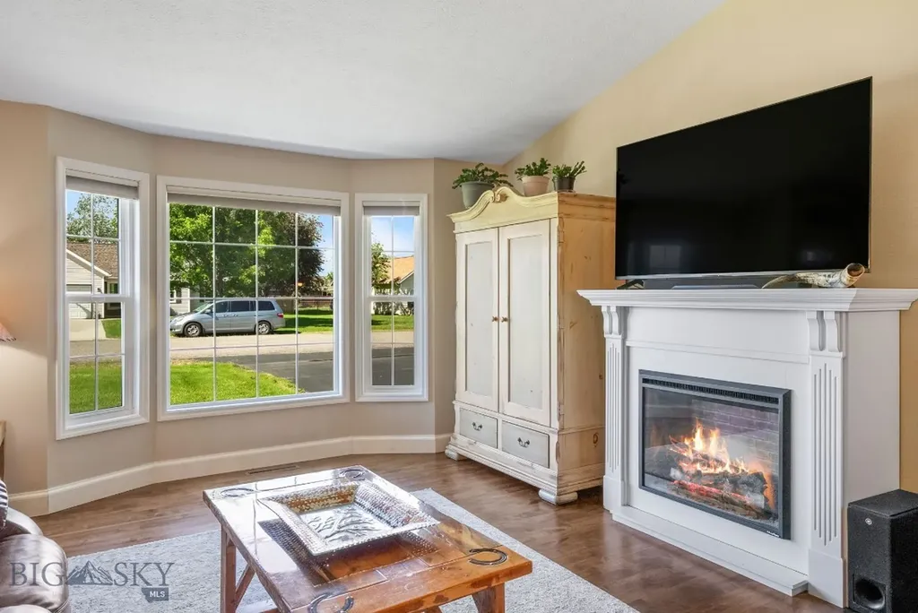 1011 Silverbow Belgrade MT 59714