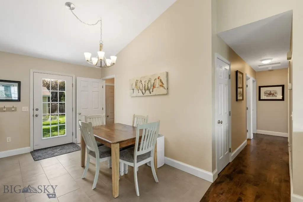 1011 Silverbow Belgrade MT 59714