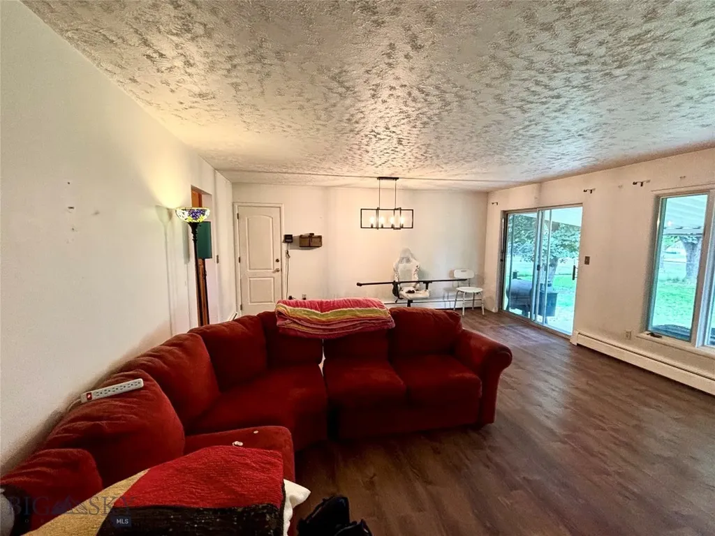 206 Stanton Street Plains MT 59859