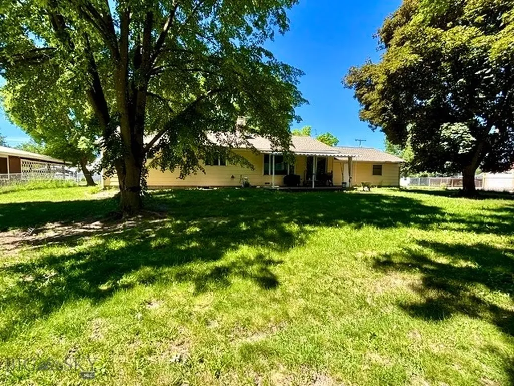 206 Stanton Street Plains MT 59859
