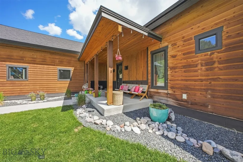106 Gallatin Foothills Drive Gallatin Gateway MT 59730
