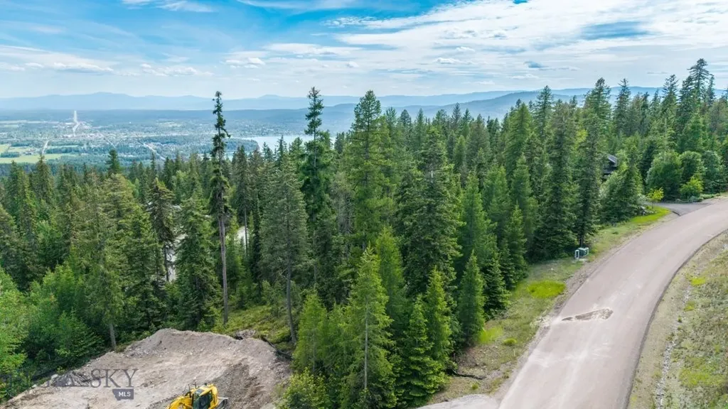 211 N Beargrass Circle Whitefish MT 59937