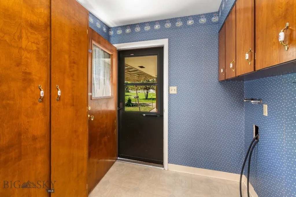 410 S Wyoming Street Dillon MT 59725