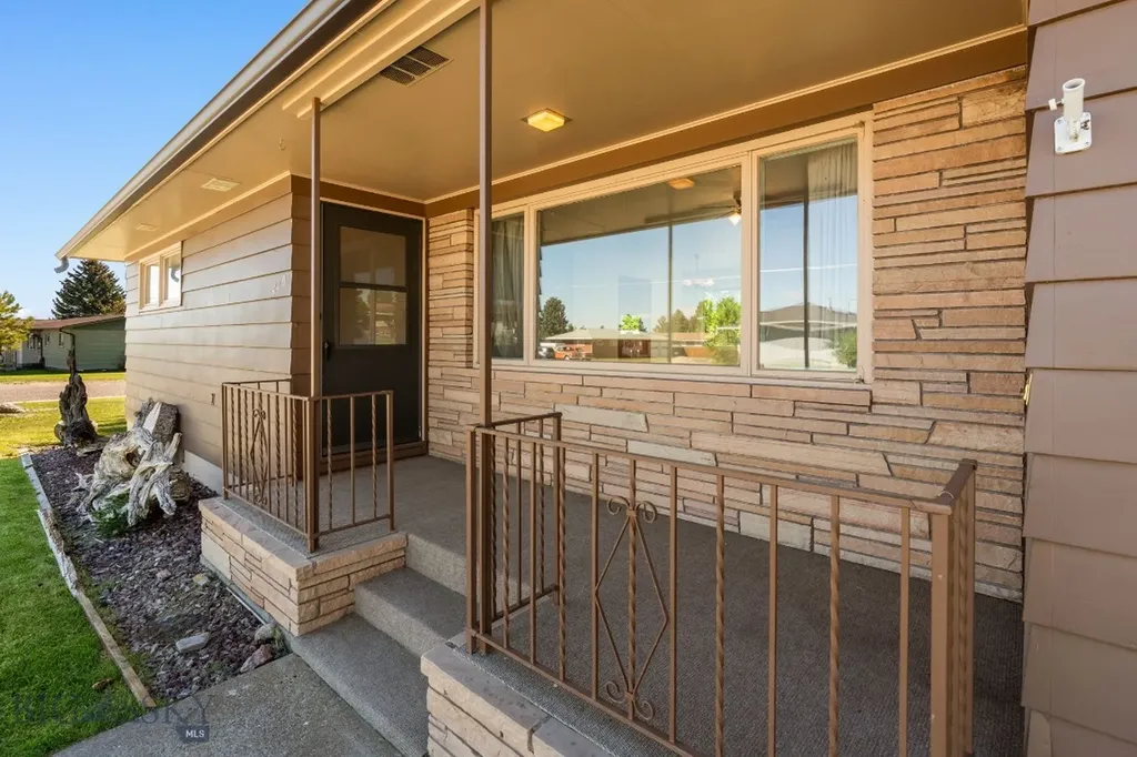 410 S Wyoming Street Dillon MT 59725