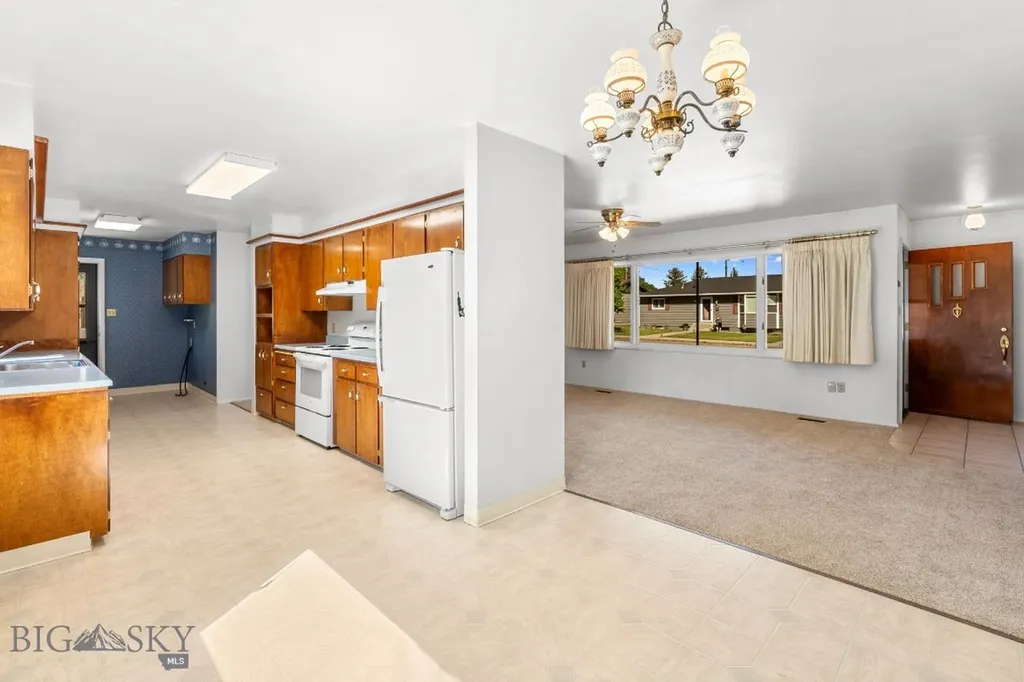 410 S Wyoming Street Dillon MT 59725