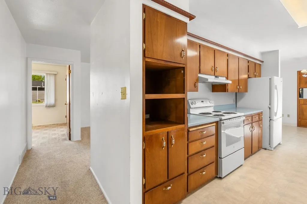 410 S Wyoming Street Dillon MT 59725