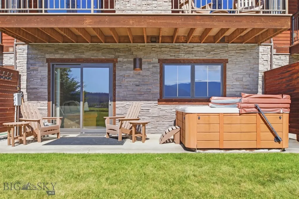2500 Little Coyote Big Sky MT 59716