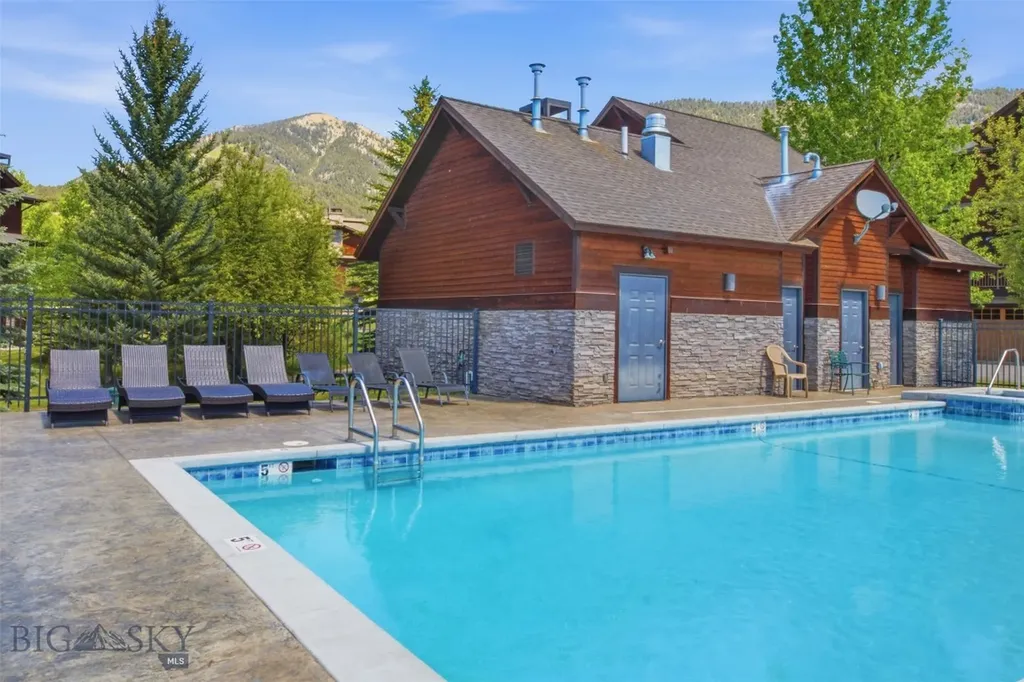 2500 Little Coyote Big Sky MT 59716