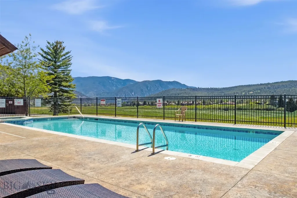 2500 Little Coyote Big Sky MT 59716