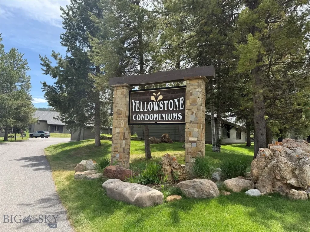 79 Yellowstone Spur Big Sky MT 59716