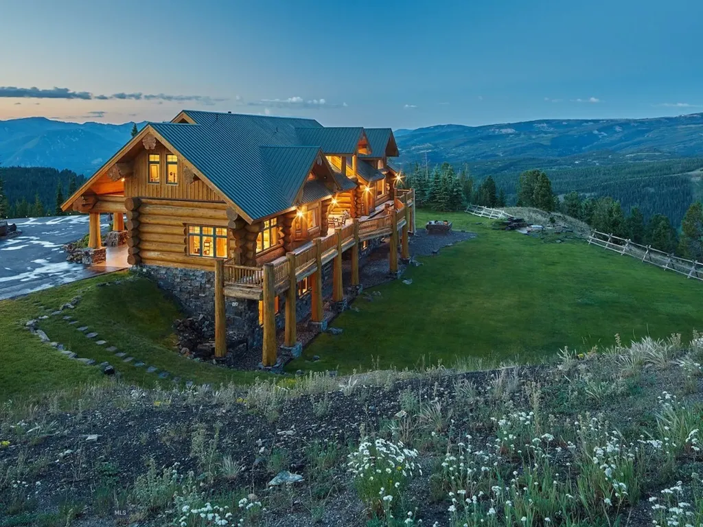 1320 Old Toby Road Big Sky MT 59716