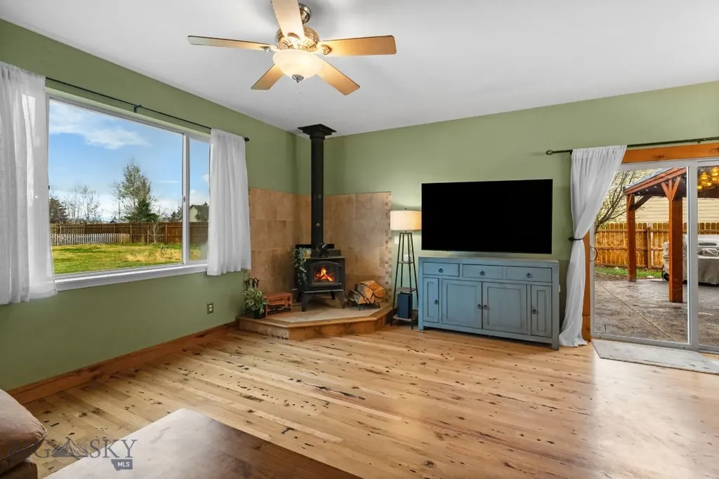 102 W Tobiano Trail Belgrade MT 59714