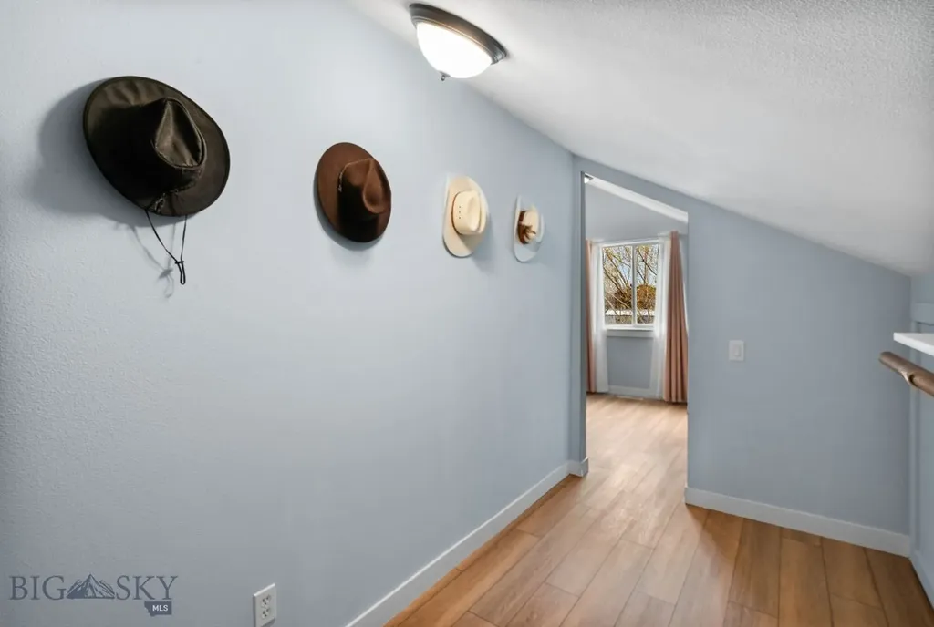 102 W Tobiano Trail Belgrade MT 59714