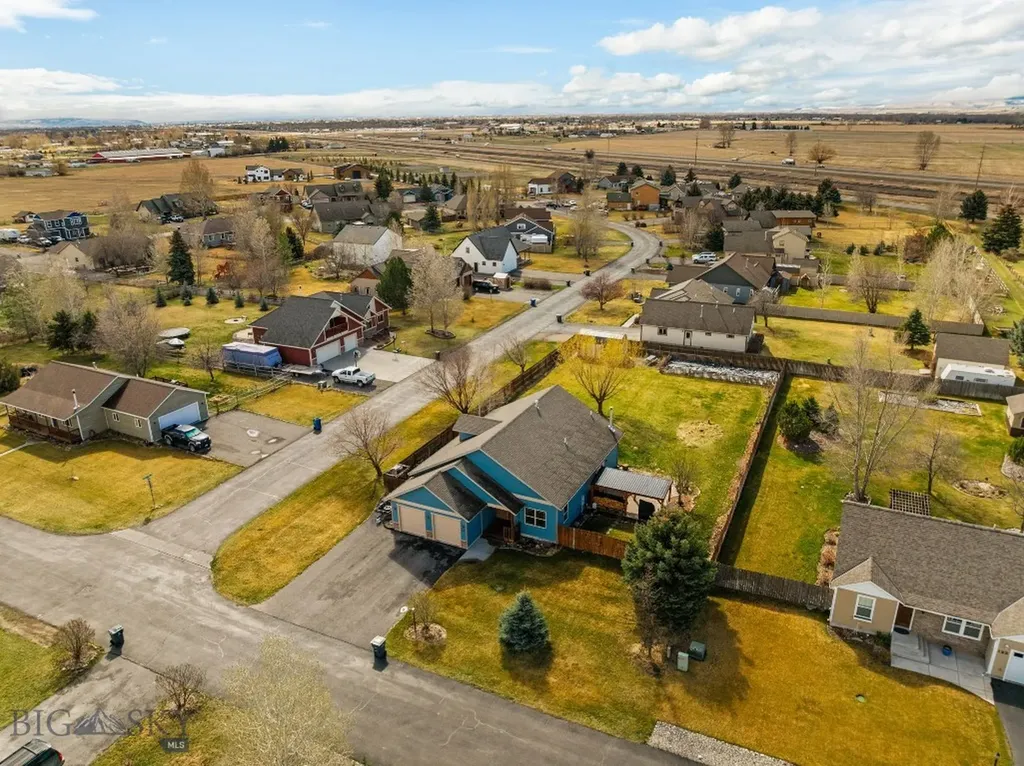 102 W Tobiano Trail Belgrade MT 59714