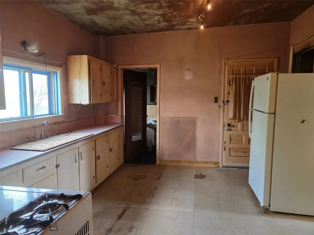 406 W Boardman Butte MT 59701