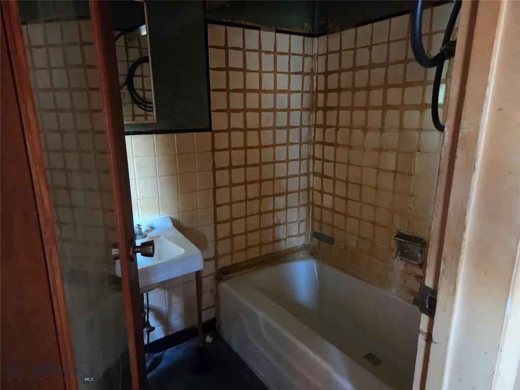 406 W Boardman Butte MT 59701