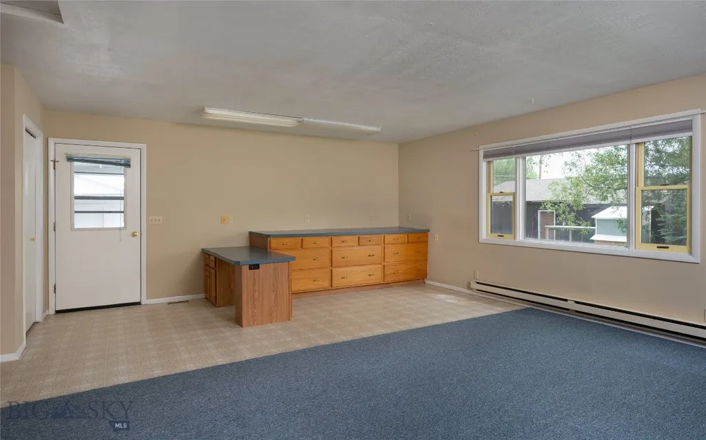 21 S Iowa Three Forks MT 59752
