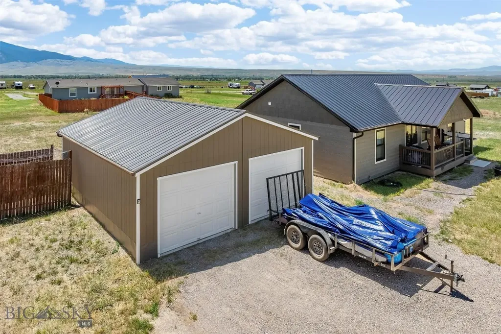 15 Sapphire Way Sheridan MT 59749