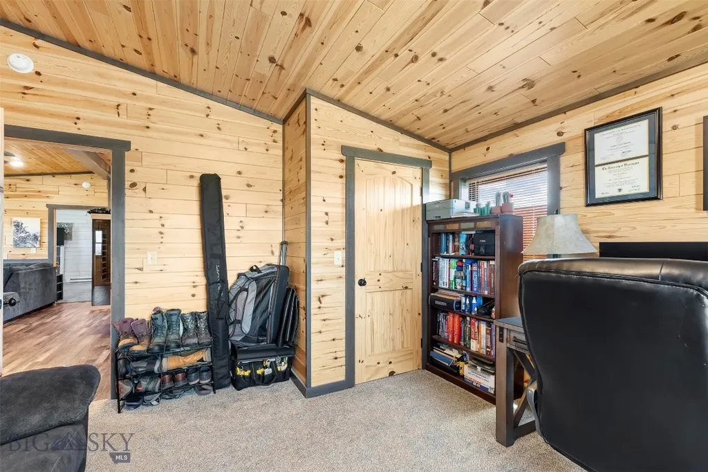 15 Sapphire Way Sheridan MT 59749