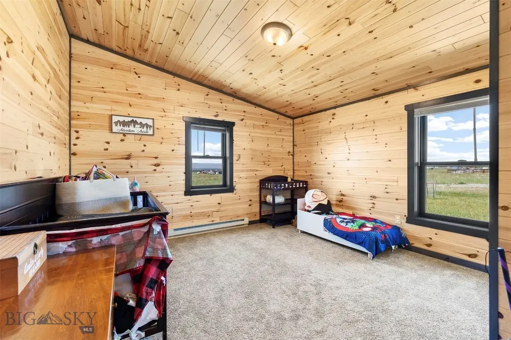 15 Sapphire Way Sheridan MT 59749