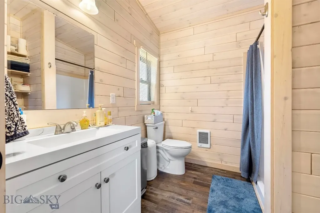 15 Sapphire Way Sheridan MT 59749