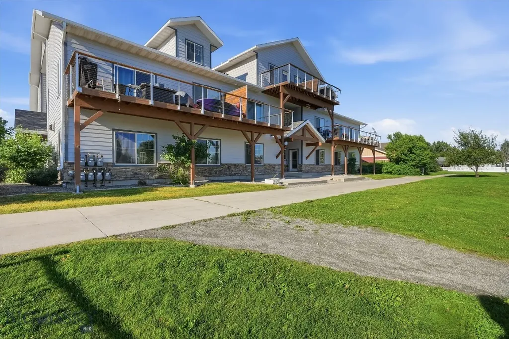 129 Village Drive Belgrade MT 59714