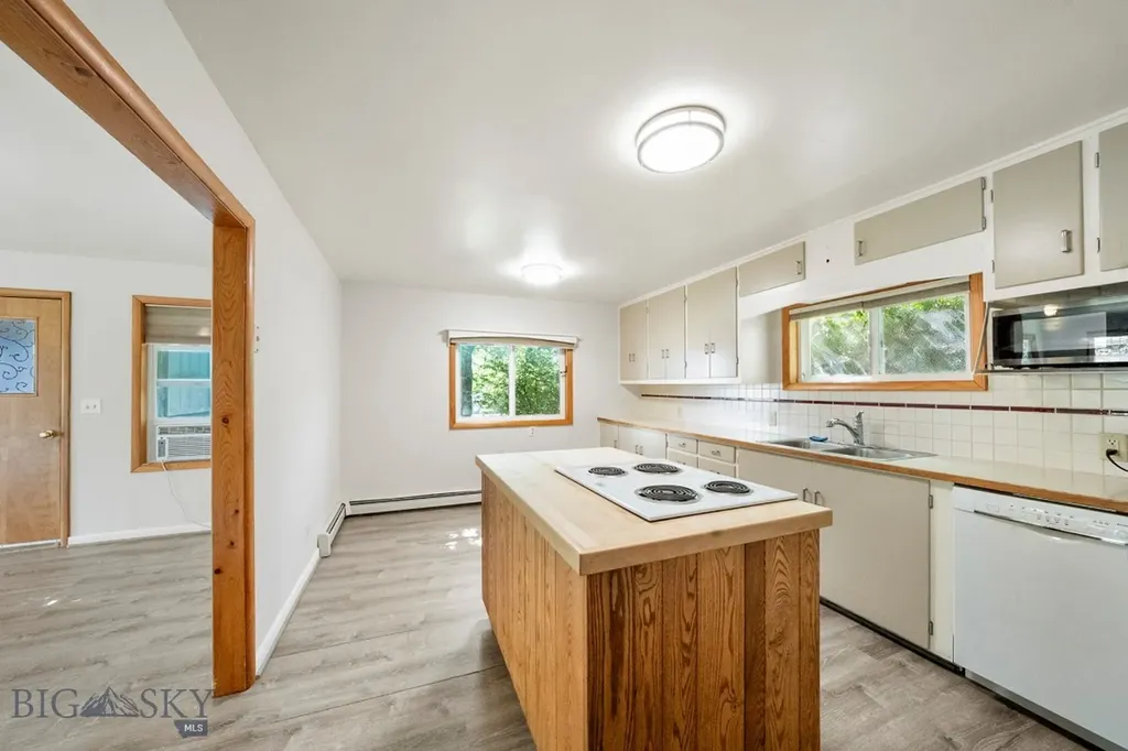 420 N 8th Avenue Livingston MT 59047