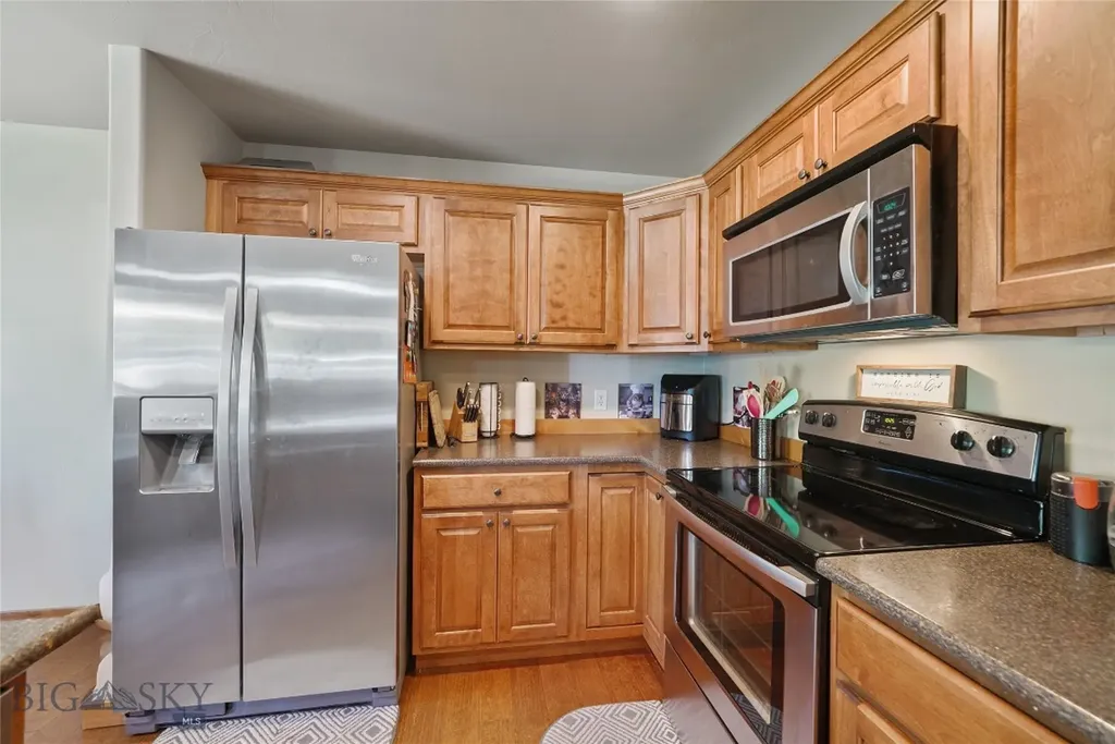 2935 Warbler Way Bozeman MT 59718
