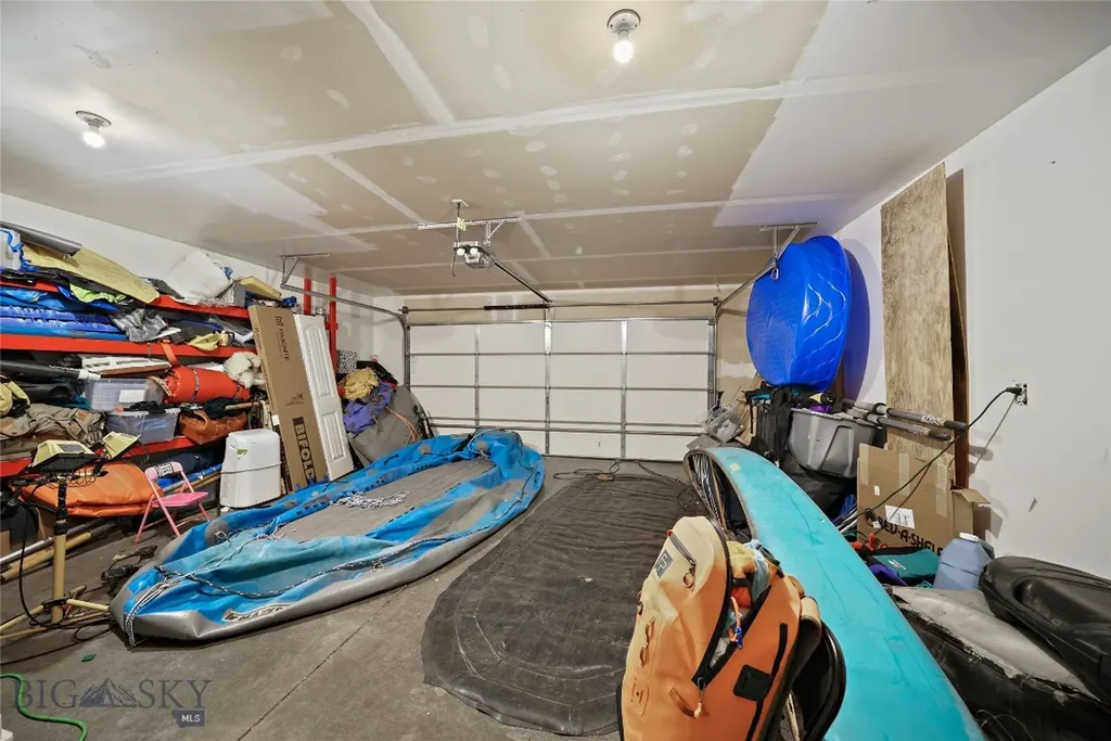 2935 Warbler Way Bozeman MT 59718
