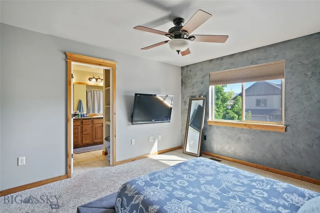 2935 Warbler Way Bozeman MT 59718
