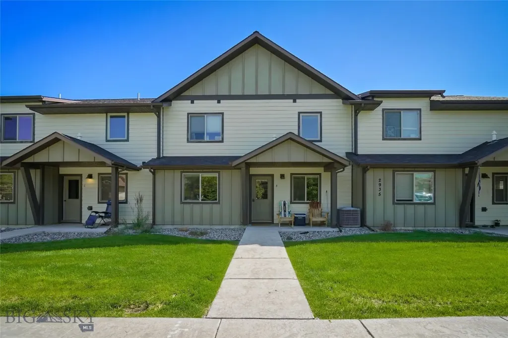 2935 Warbler Way Bozeman MT 59718