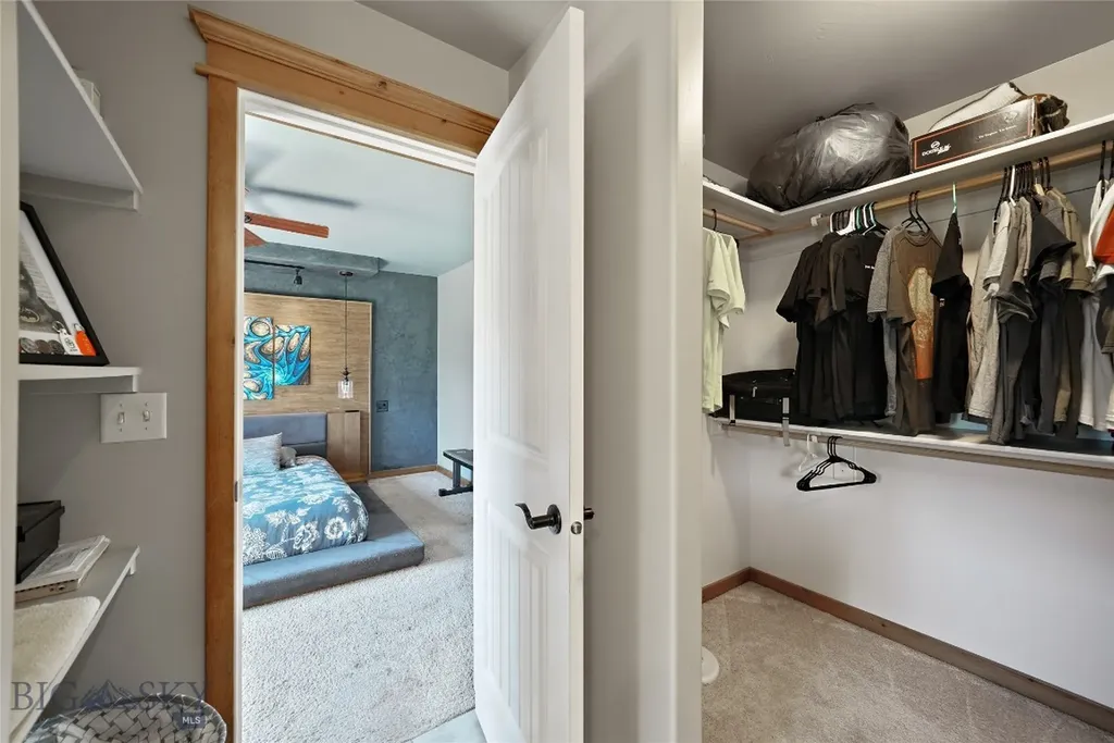 2935 Warbler Way Bozeman MT 59718