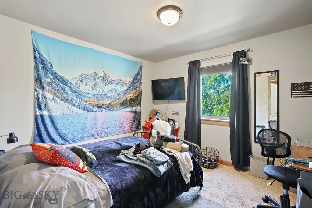 2935 Warbler Way Bozeman MT 59718