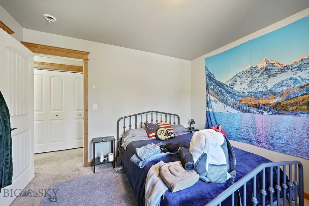 2935 Warbler Way Bozeman MT 59718