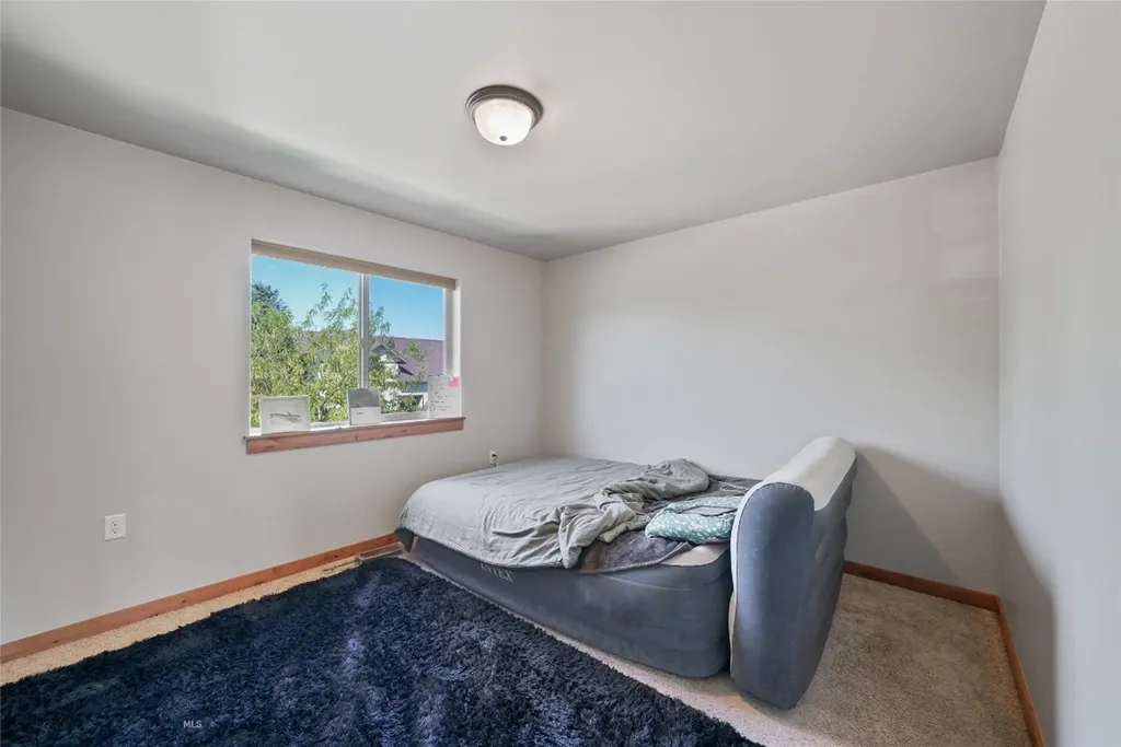 2935 Warbler Way Bozeman MT 59718