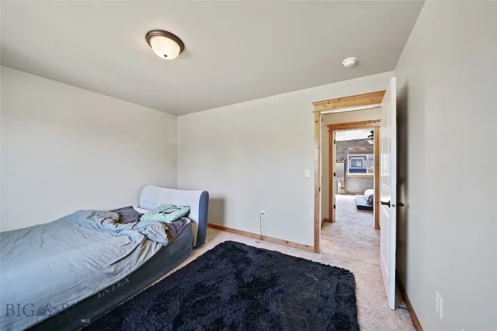 2935 Warbler Way Bozeman MT 59718