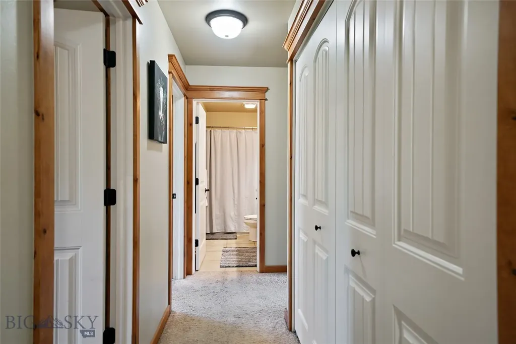 2935 Warbler Way Bozeman MT 59718