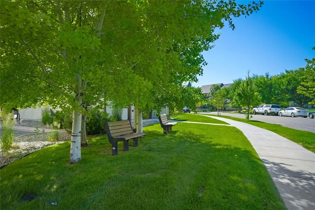 2935 Warbler Way Bozeman MT 59718