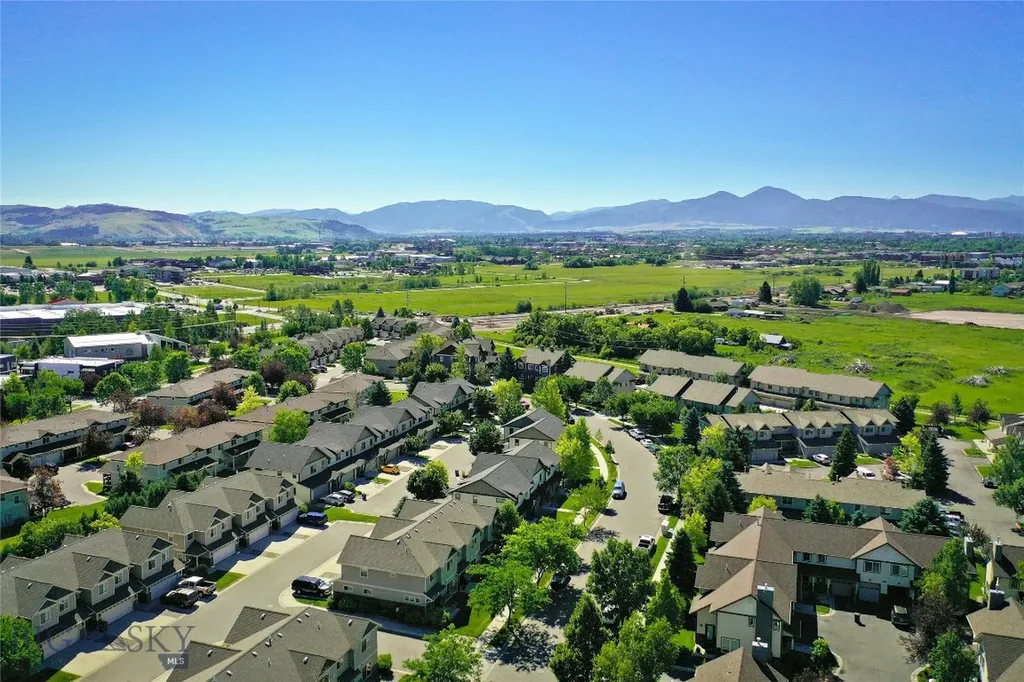 2935 Warbler Way Bozeman MT 59718